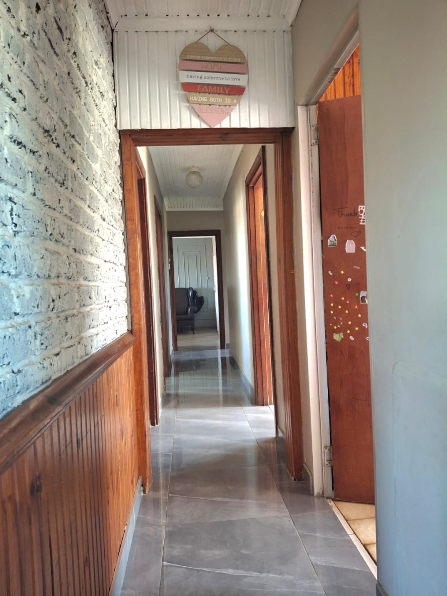 7 Bedroom Property for Sale in Amalinda Eastern Cape